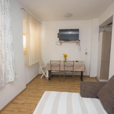 Apartment Near Hangar *