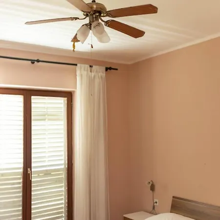 Apartment Near Hangar