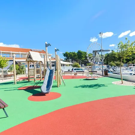 Near Hangar Apartman Vodice