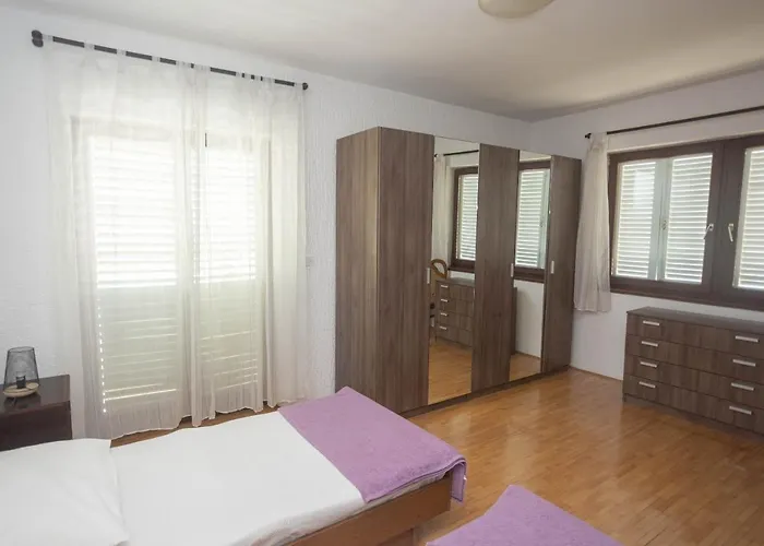 דירה Near Hangar וודיצה