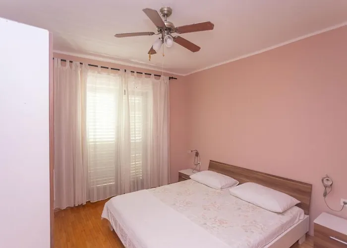 Near Hangar Apartamento Vodice